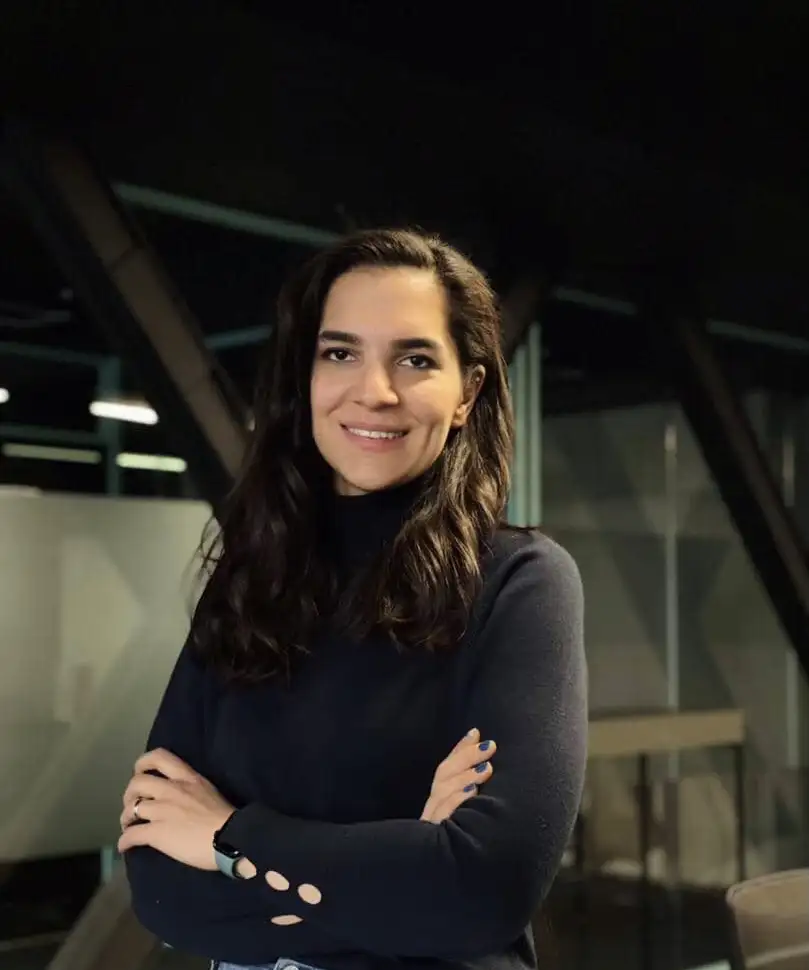 Niloufar Mokhzani